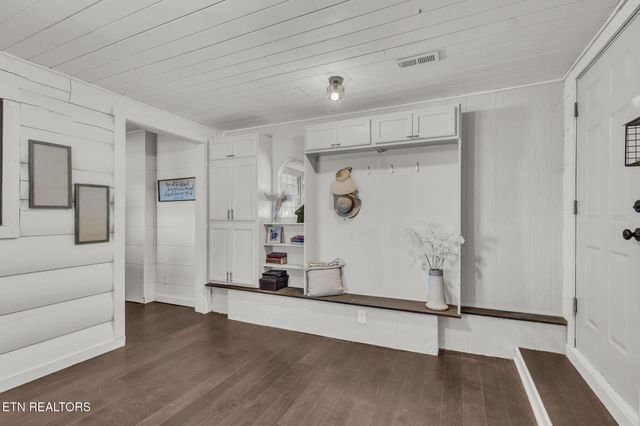 4740 Driftwood Lane, Louisville, TN 37777