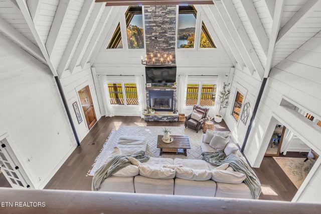 4740 Driftwood Lane, Louisville, TN 37777