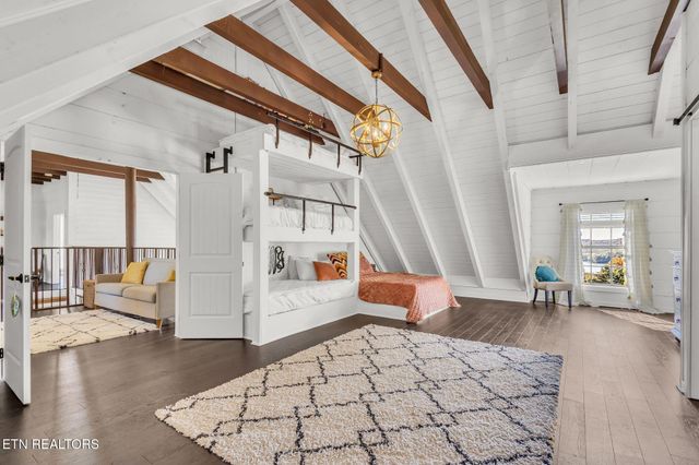 4740 Driftwood Lane, Louisville, TN 37777