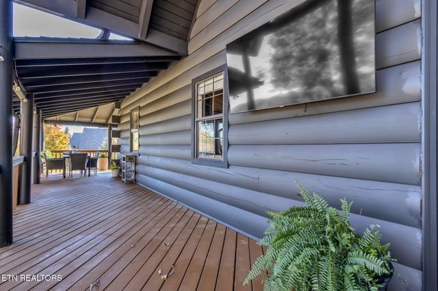 4740 Driftwood Lane, Louisville, TN 37777