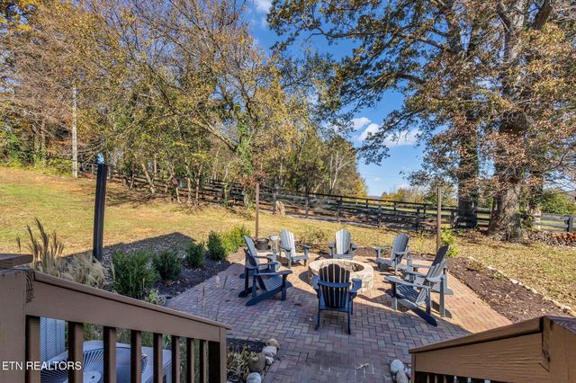 4740 Driftwood Lane, Louisville, TN 37777