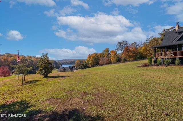 4740 Driftwood Lane, Louisville, TN 37777