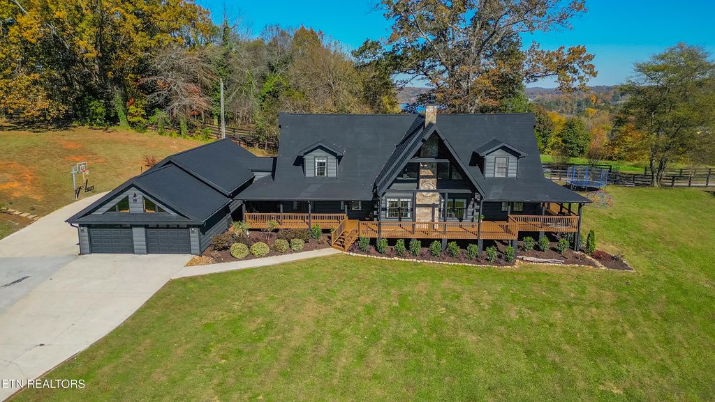 4740 Driftwood Lane, Louisville, TN 37777