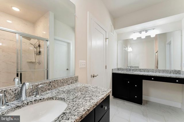 44750 TIVERTON SQ, Ashburn, VA 20147