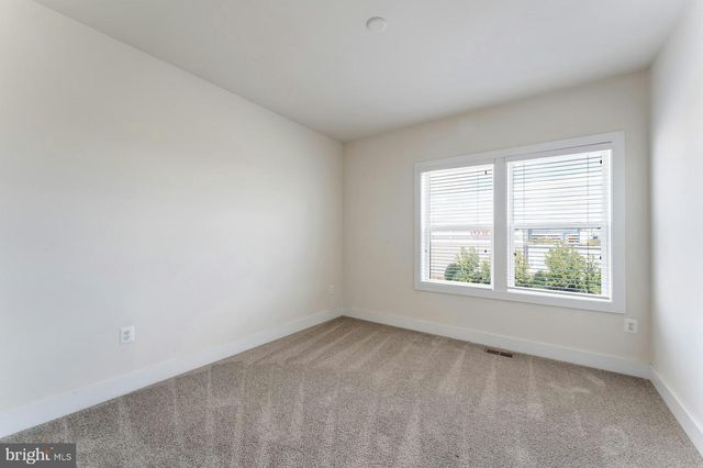 44750 TIVERTON SQ, Ashburn, VA 20147