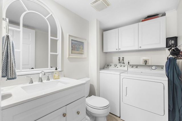 5674 SE Riverboat Drive 131, Stuart, FL 34997