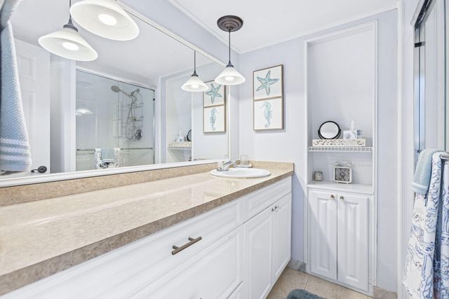 5674 SE Riverboat Drive 131, Stuart, FL 34997