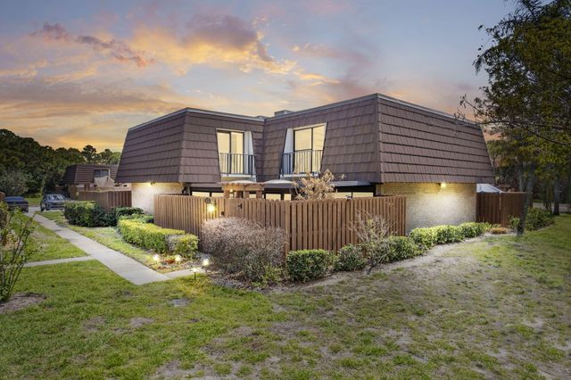 5674 SE Riverboat Drive 131, Stuart, FL 34997