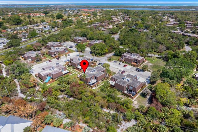 5674 SE Riverboat Drive 131, Stuart, FL 34997