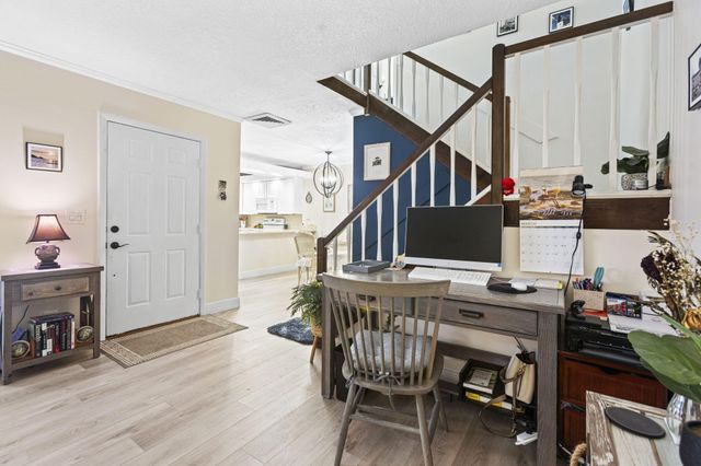 5674 SE Riverboat Drive 131, Stuart, FL 34997