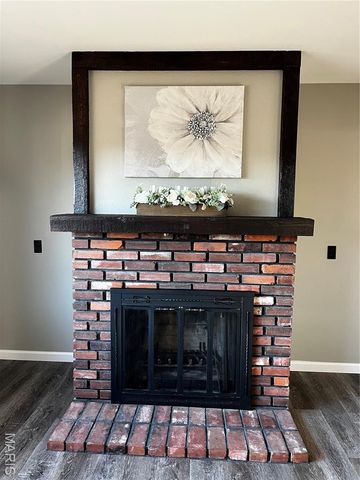 85 Ruth Drive, Florissant, MO 63031