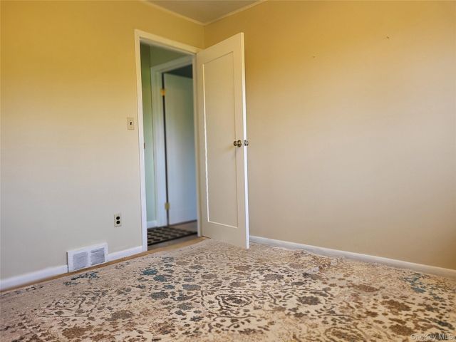 66 Phillips Street, Middletown, NY 10940