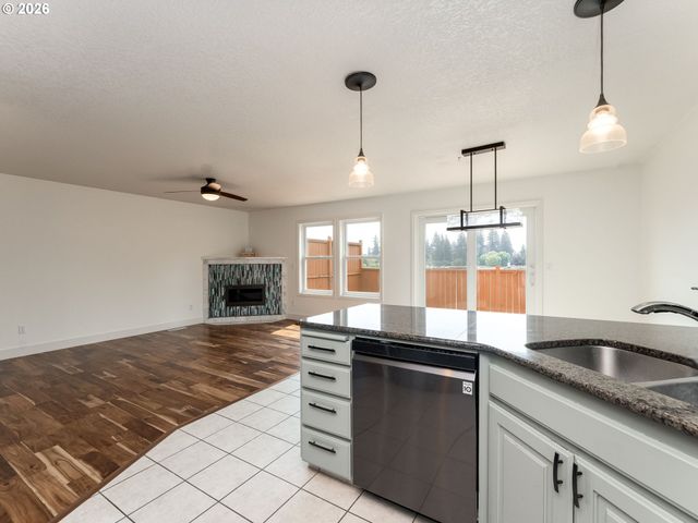 16403 Ne 19TH St, Vancouver, WA 98684