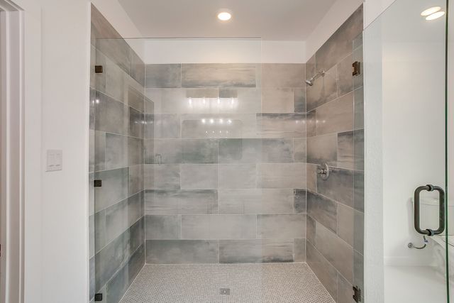 171 Tryall Court, Runaway Bay, TX 76426