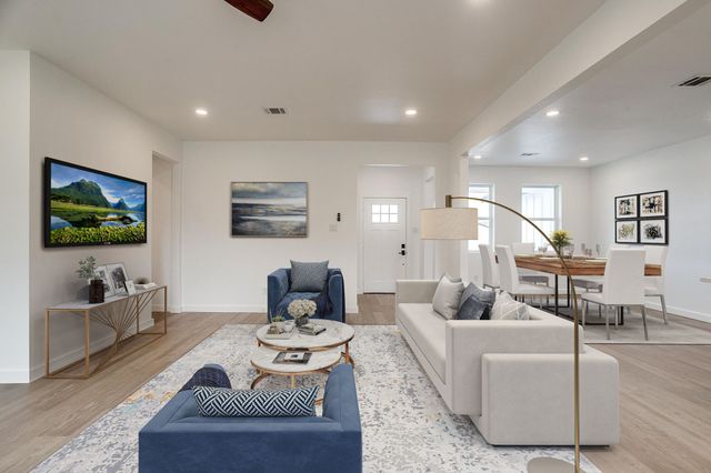 171 Tryall Court, Runaway Bay, TX 76426