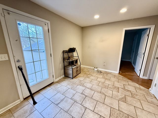 805 E Grizzard St, Tullahoma, TN 37388