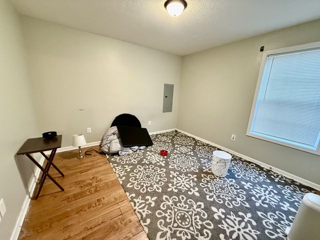 805 E Grizzard St, Tullahoma, TN 37388