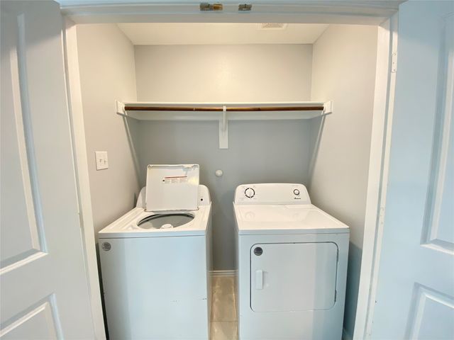 3523 Glover Peak Place, Crandall, TX 75114