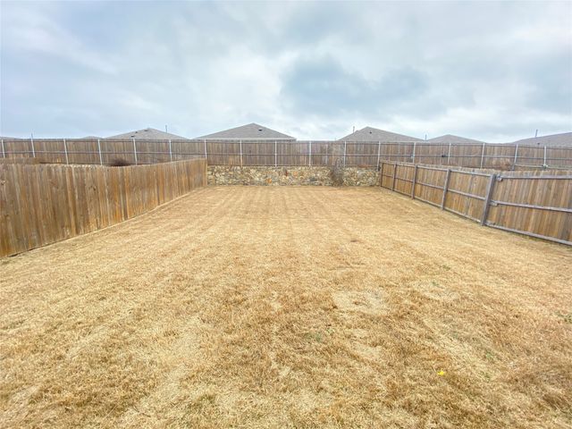 3523 Glover Peak Place, Crandall, TX 75114