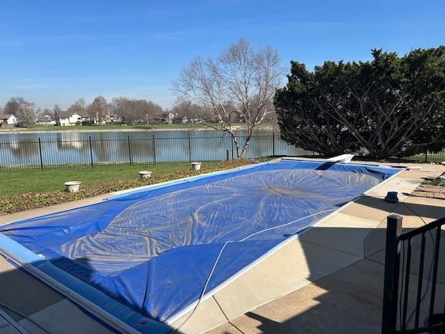 11850 W Rolling Hills Ct, Wichita, KS 67212