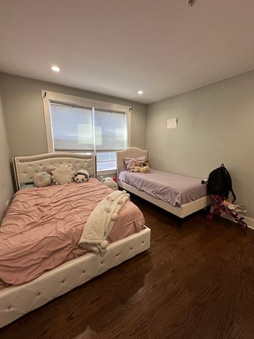 13 Ruthven St 2, Boston, MA 02121