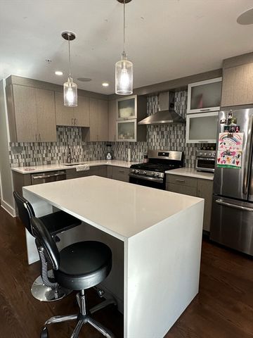 13 Ruthven St 2, Boston, MA 02121