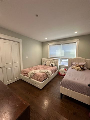 13 Ruthven St 2, Boston, MA 02121