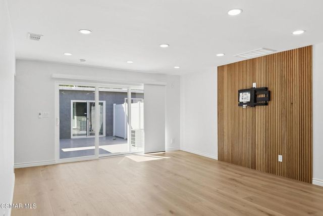 102 W Alta, Port Hueneme, CA 93041