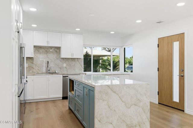 102 W Alta, Port Hueneme, CA 93041