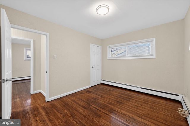 904 ARTHUR AVE, Bristol, PA 19007