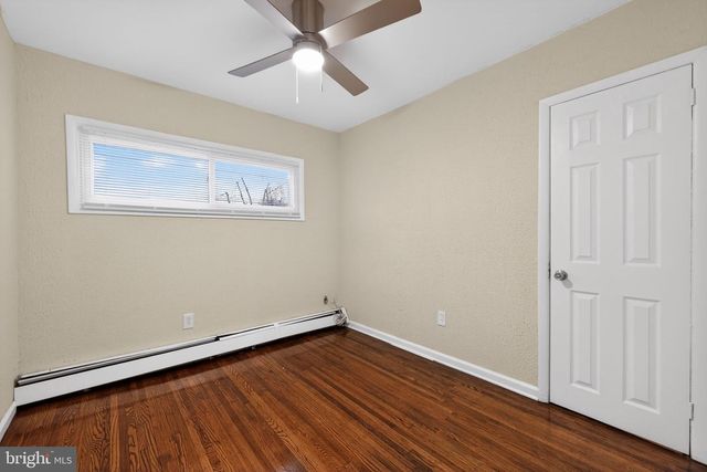 904 ARTHUR AVE, Bristol, PA 19007