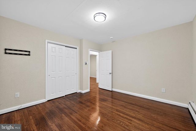 904 ARTHUR AVE, Bristol, PA 19007