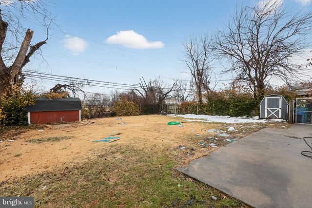 904 ARTHUR AVE, Bristol, PA 19007