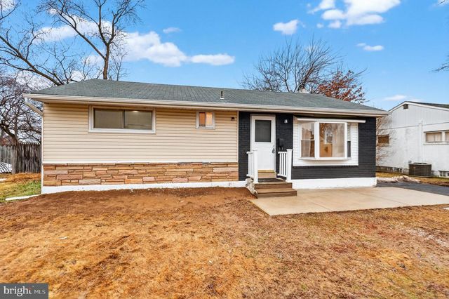 904 ARTHUR AVE, Bristol, PA 19007