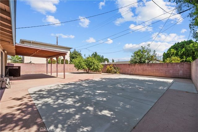18644 Liggett Street, Northridge, CA 91324