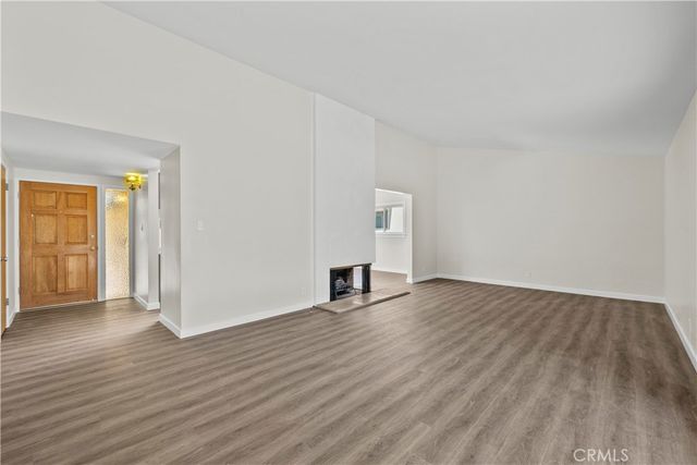 18644 Liggett Street, Northridge, CA 91324