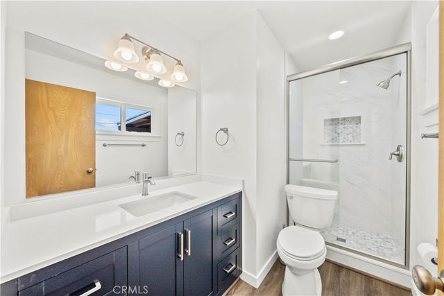 18644 Liggett Street, Northridge, CA 91324