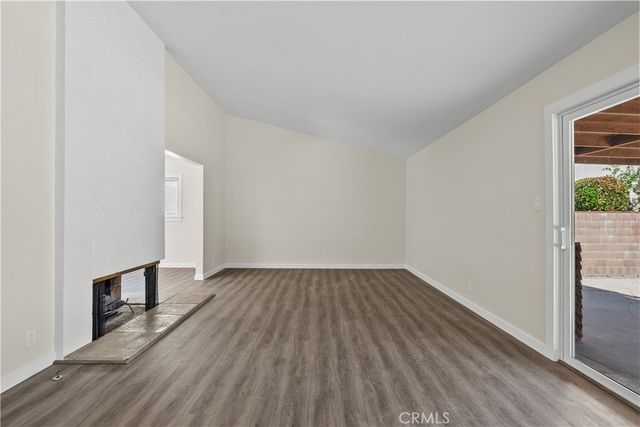 18644 Liggett Street, Northridge, CA 91324