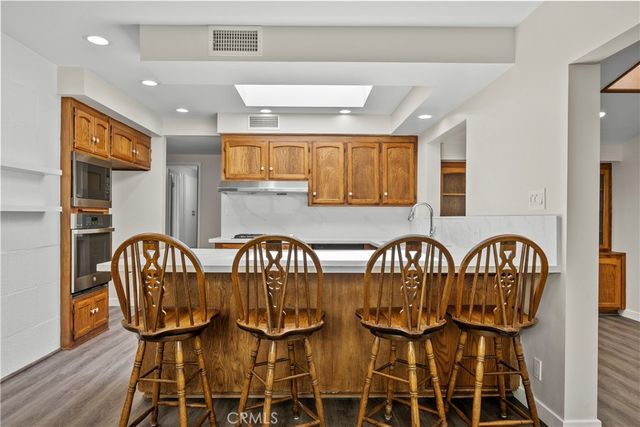 18644 Liggett Street, Northridge, CA 91324