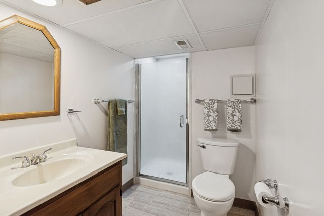 802 Kirkwood Avenue, Winthrop Harbor, IL 60096