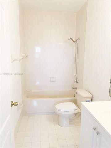 2637 SE 16th Ter 203, Homestead, FL 33035