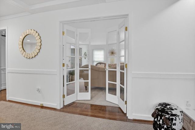 10206 KENSINGTON PKWY, Kensington, MD 20895