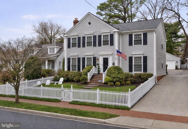 10206 KENSINGTON PKWY, Kensington, MD 20895