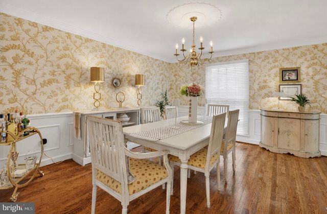 10206 KENSINGTON PKWY, Kensington, MD 20895