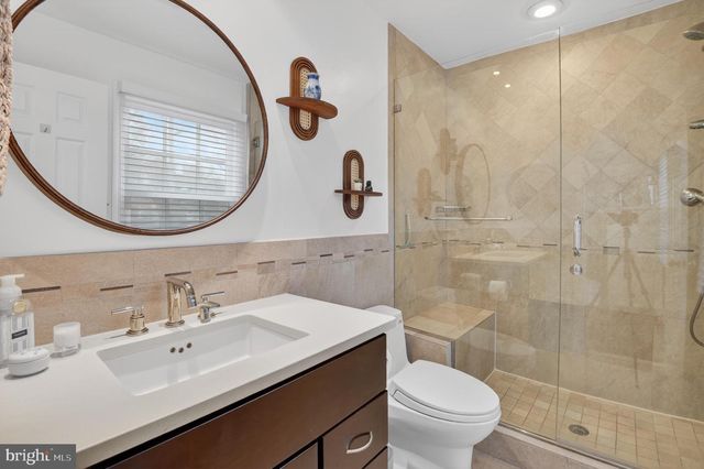 10206 KENSINGTON PKWY, Kensington, MD 20895