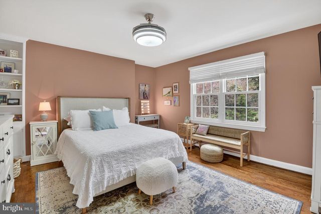 10206 KENSINGTON PKWY, Kensington, MD 20895