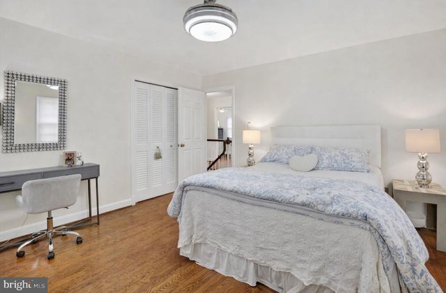 10206 KENSINGTON PKWY, Kensington, MD 20895