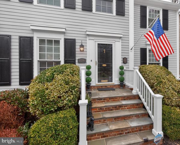 10206 KENSINGTON PKWY, Kensington, MD 20895