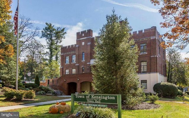 10206 KENSINGTON PKWY, Kensington, MD 20895