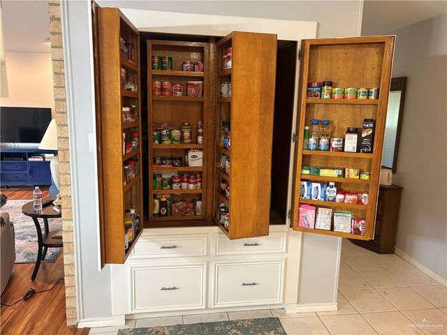 915 Citrus Drive, Alamo, TX 78516